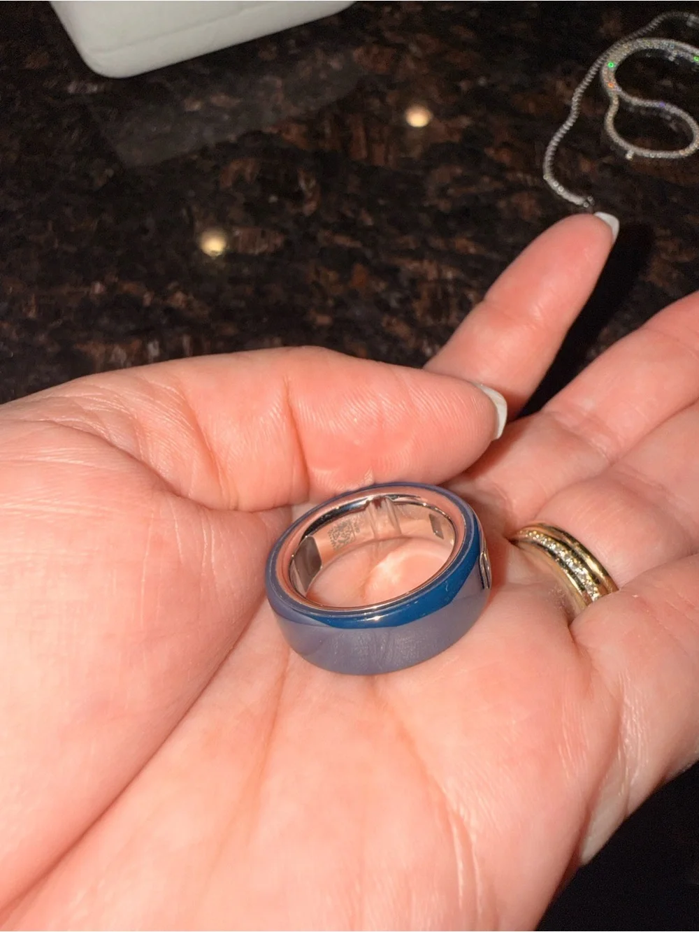 Oura gen 4 ceramic midnight blue ring size 10